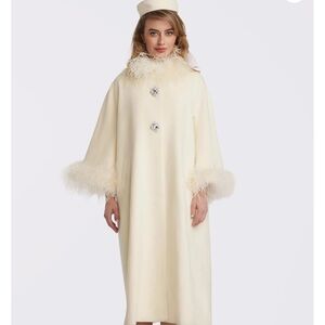 Nana Jacqueline Nina Feather Coat White